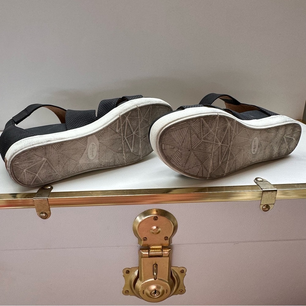 Dr Scholl’s Women’s Sheena Wedge Black Sandal SZ 8.5 - Picture 9 of 11